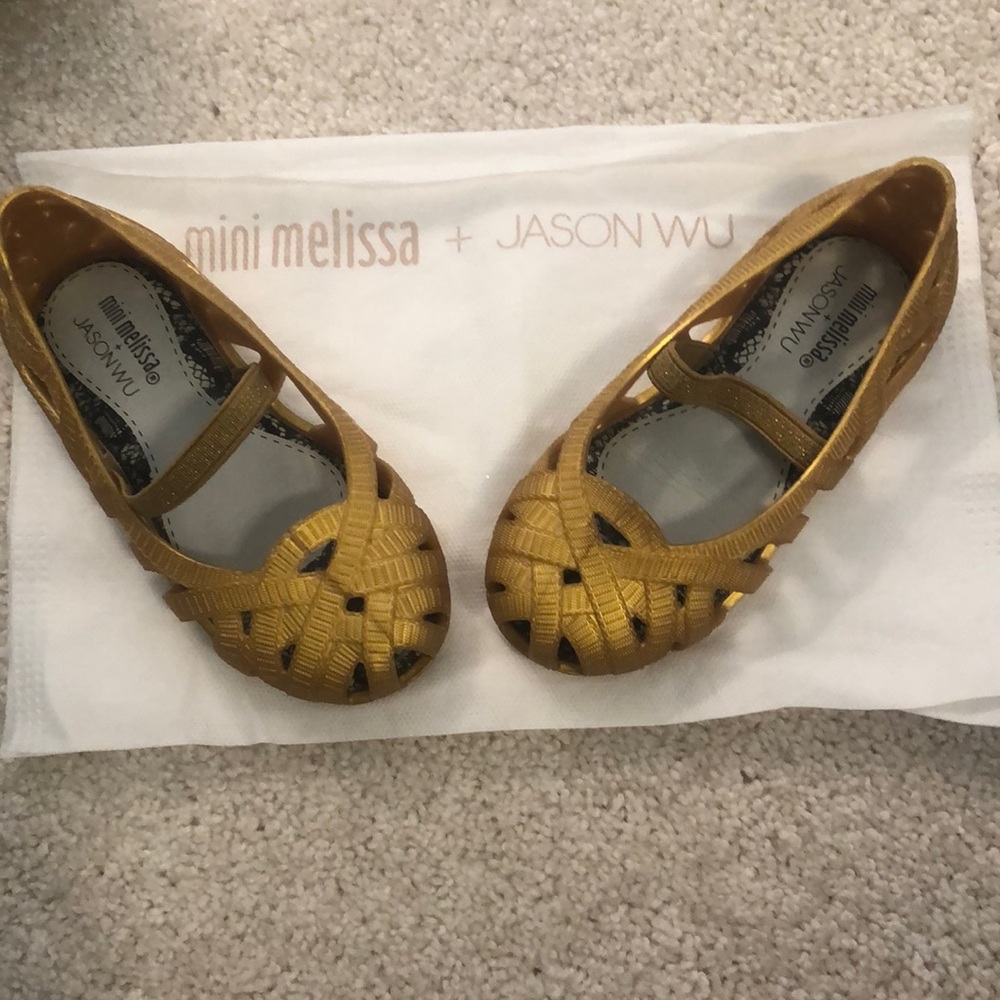 Mini Melissa + Jason Wu toddler girl sandals 8 gold yellow with dust bag